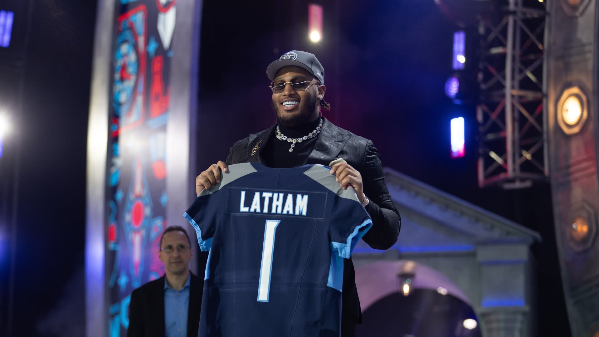 Bill Callahan: JC Latham has traits to succeed at left tackle