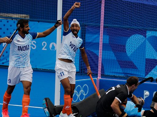 PIX: India beat NZ with late goal in men's hockey opener