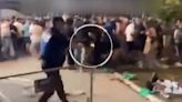 Vídeo: La policía de Madrid usa la pistola taser para reducir una pelea de jóvenes y casi hace perder los pantalones al detenido