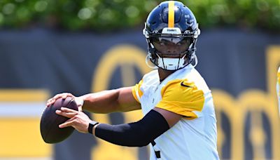 Quarterback battle headlines Steelers training camp storylines