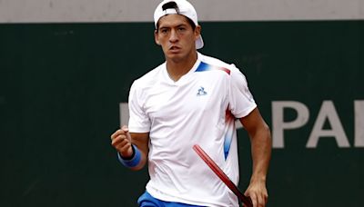Báez tuvo que jugar cinco sets para meterse en segunda de Roland Garros