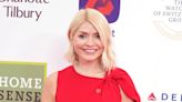 Holly Willoughby exits This Morning early to head to palace for awards