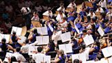 Commentary: In a divided Venezuela, National Children's Symphony, with Dudamel's help, shows how to get along