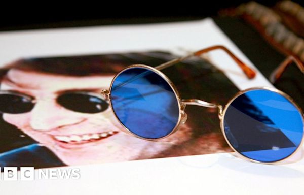 John Lennon’s glasses and Abbey Road photos to be auctioned in Surrey