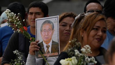 Mandataria de Perú despide con máximos honores a fallecido expresidente Alberto Fujimori