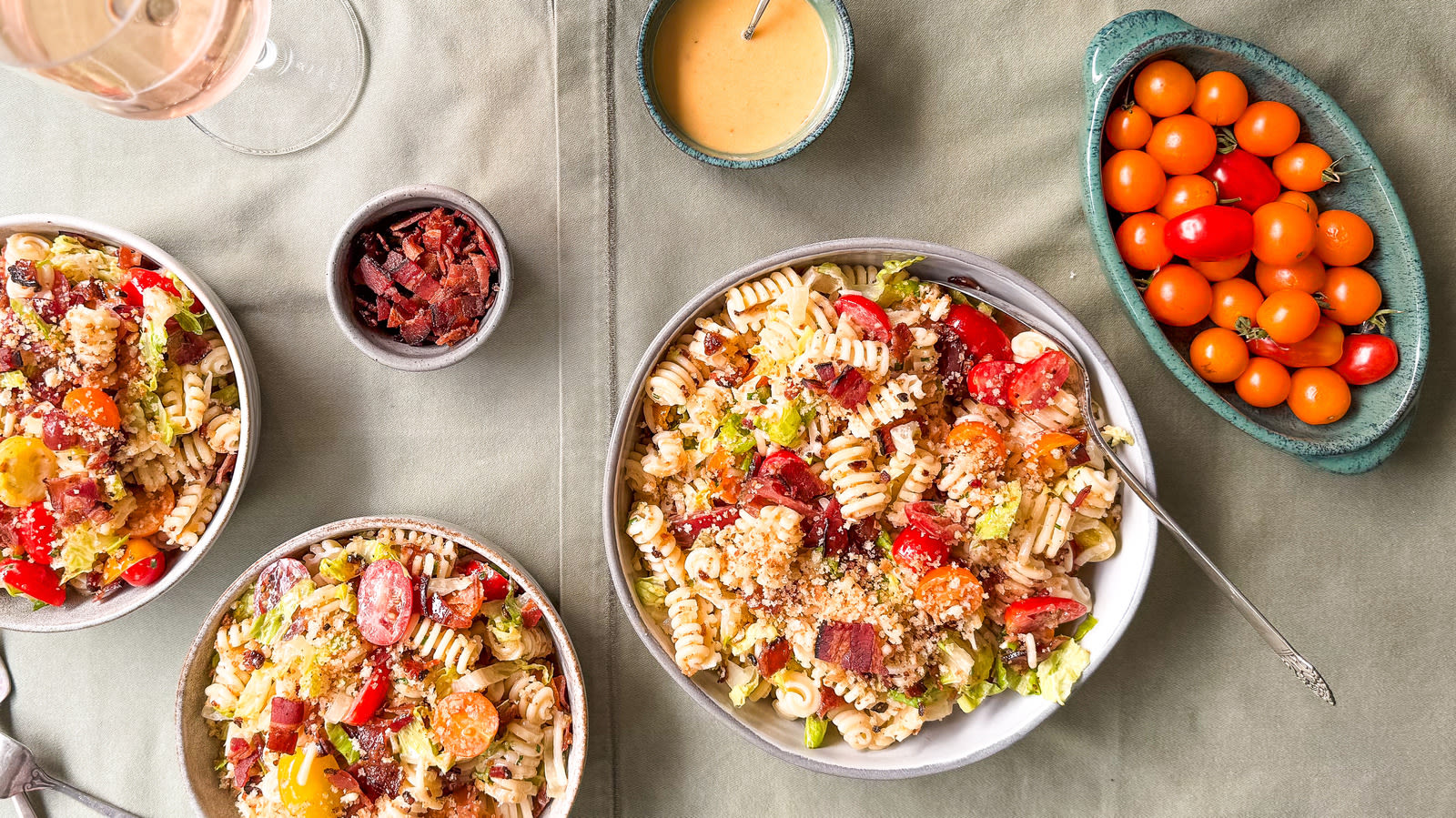 Over-The-Top BLT Pasta Salad Recipe