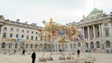 Bomberos apagan un incendio en la emblemática Somerset House de Londres