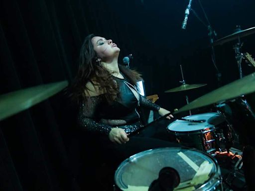 Baterista paraense Juliana Salgado se destaca no cenário do rock nacional