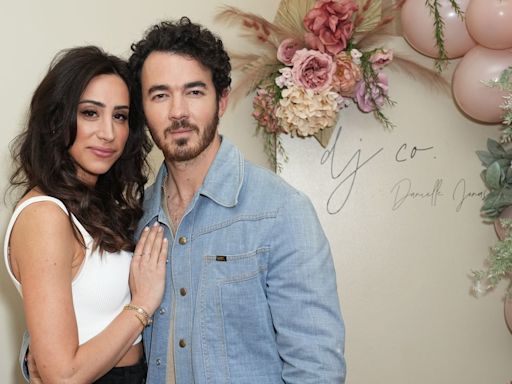 'Claim to Fame' Host Kevin Jonas' Wife Didn't Recognize Him When They Met on Vacation