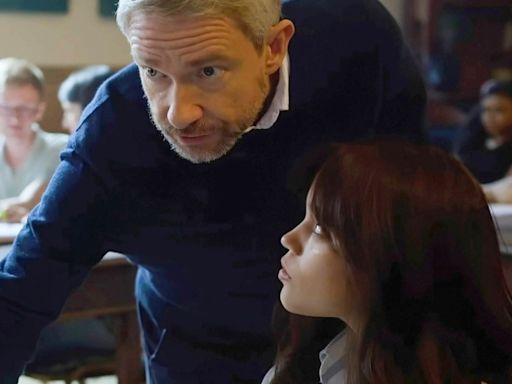 Martin Freeman responde al revuelo por llevarse 31 años con Jenna Ortega y rodar estas escenas de sexo: "Es una pena"