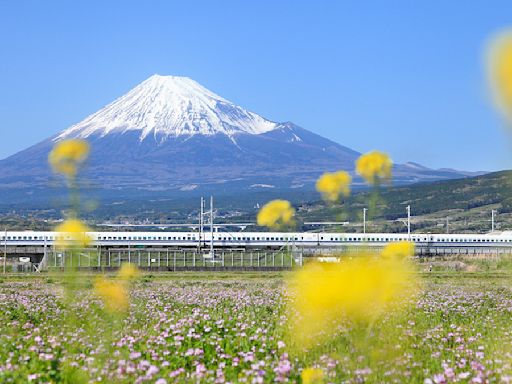 This 10-Day ‘Rail Cruise’ Lets You Explore Japan on the Country’s Famous Bullet Trains
