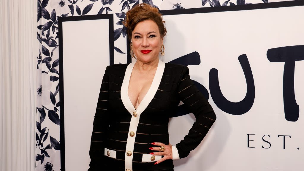 Jennifer Tilly on Filming Real Housewives of Beverly Hills, ‘It’s a Little Cray Cray Crazy’