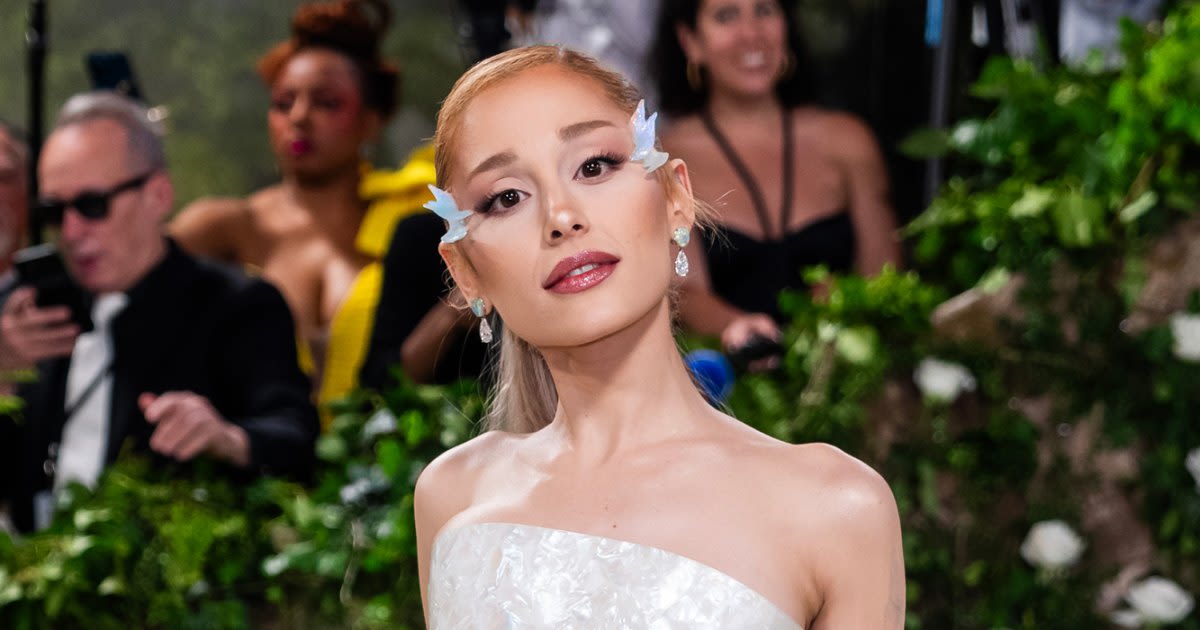 Ariana Grande Was Carried Like Sleeping Beauty Into Her Met Gala Performance