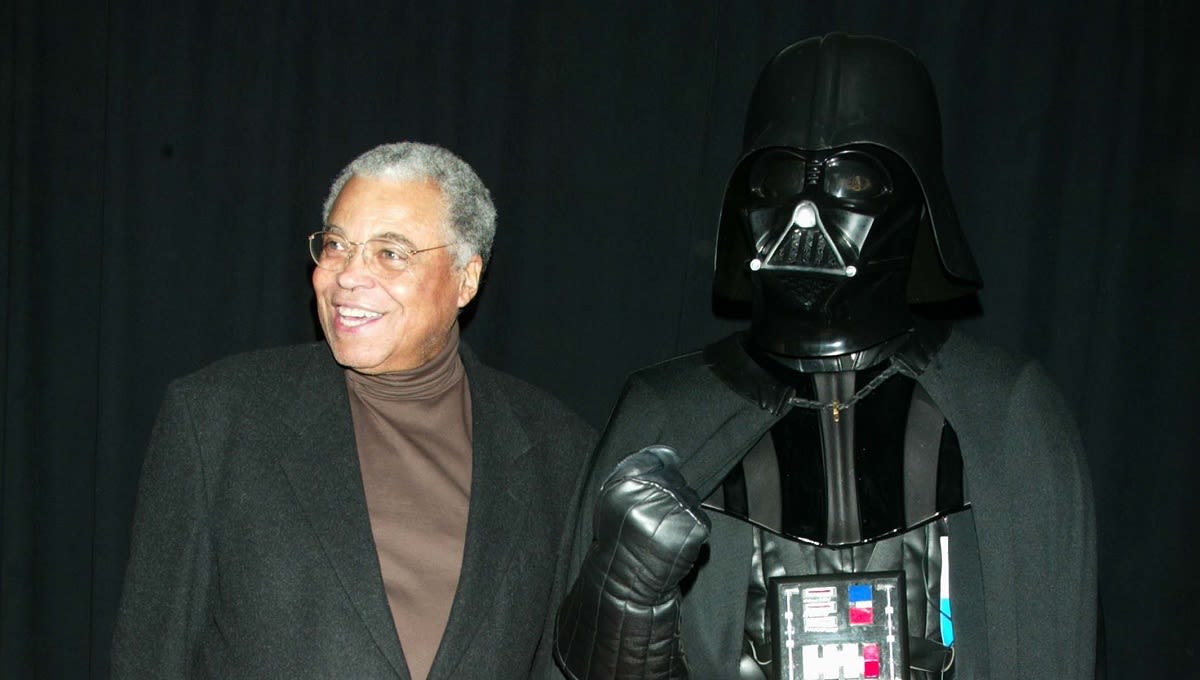 Before He Died, James Earl Jones Signed Paperwork to Voice Darth Vader Using AI