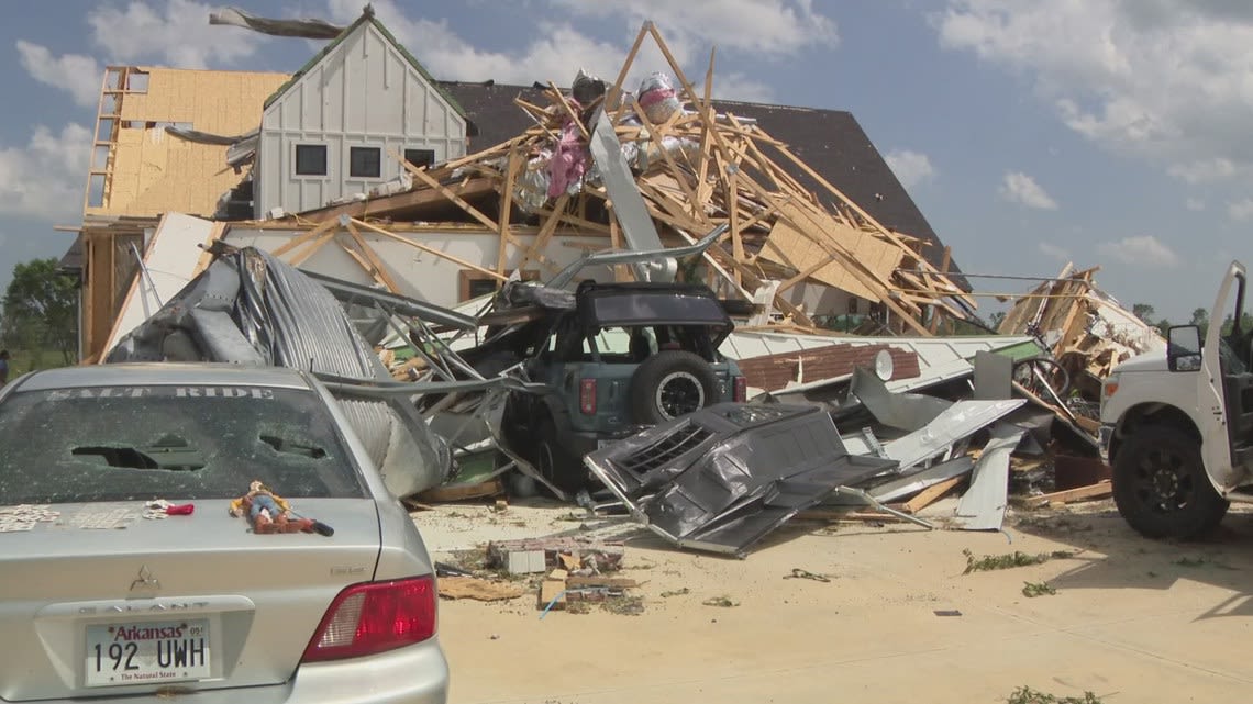 Here's the path of two deadly tornadoes in northern Arkansas