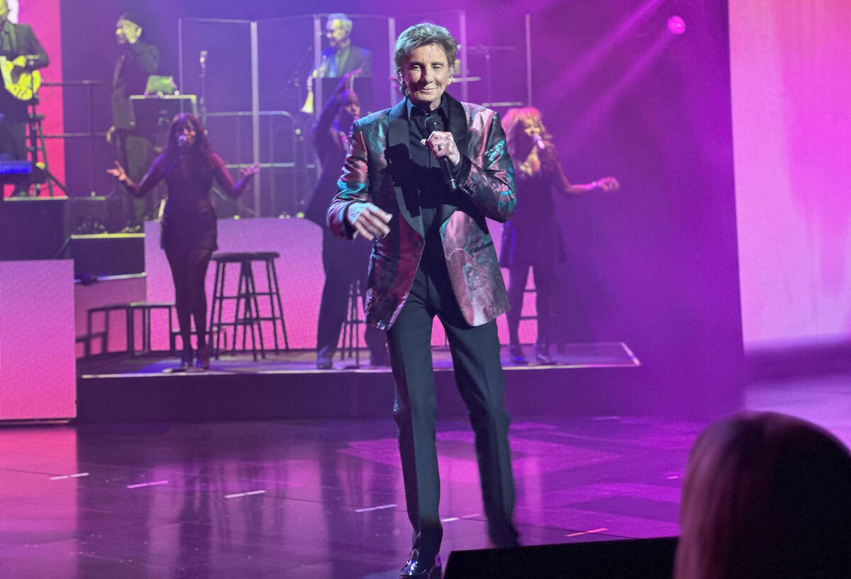 Barry Manilow adds a year of shows at Westgate Las Vegas