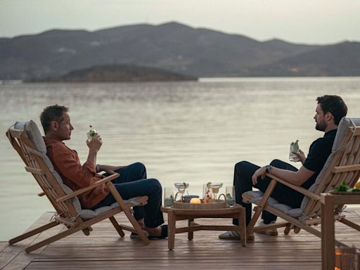 Jack Whitehall and David Duchovny enjoy cocktails in Greece in Malice first look
