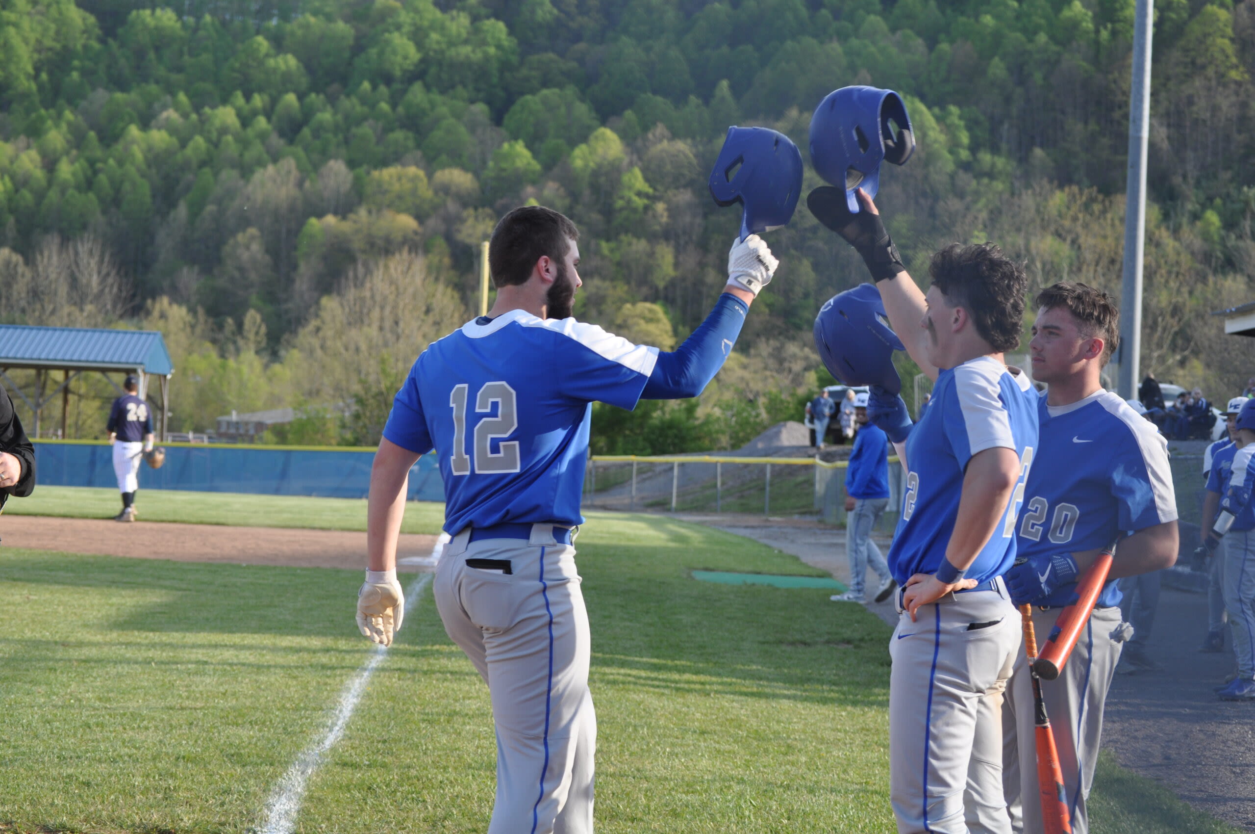 Clem drives in winning run to lift No. 3 Lewis County over East Fairmont, 4-3 - WV MetroNews