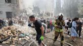 Bombardeos rusos causan 36 muertes en Ucrania y daños de gravedad en hospital de niños de Kiev