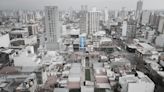 La bandera argentina continuará flameando en el edificio de AIRE hasta el 9 de julio