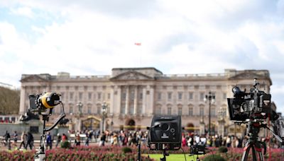 Watch live: View of Buckingham Palace as Sunak prepares to resign in front of King Charles