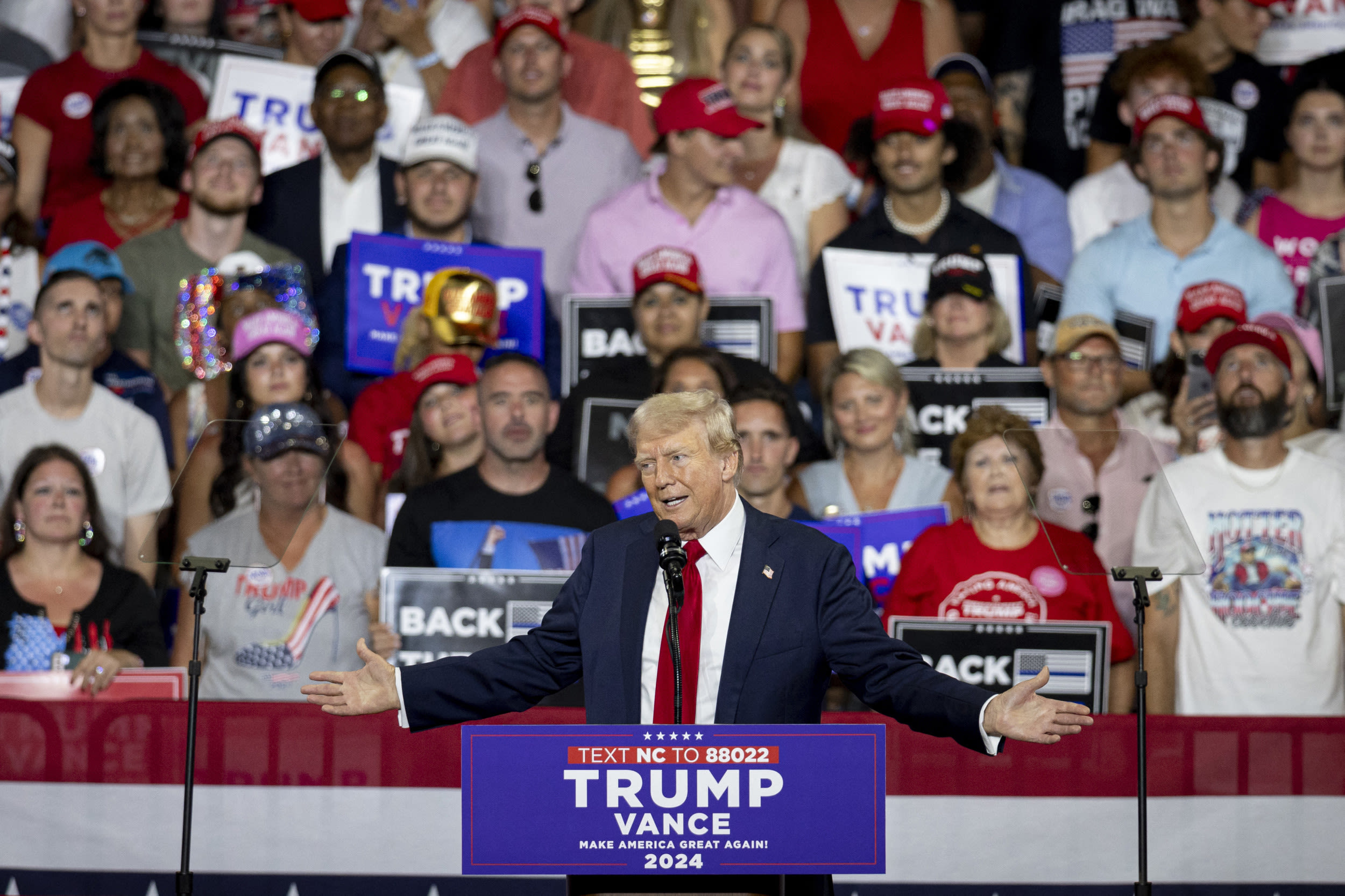 Donald Trump's crowd size claims face pushback