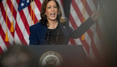 Proyecto 2025: ¿De qué va la agenda extrema de Trump que Kamala Harris promete vencer?