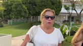 Preocupación en el rostro de Mayte Zaldívar a la salida del hospital tras el nuevo ingreso de Julián Muñoz