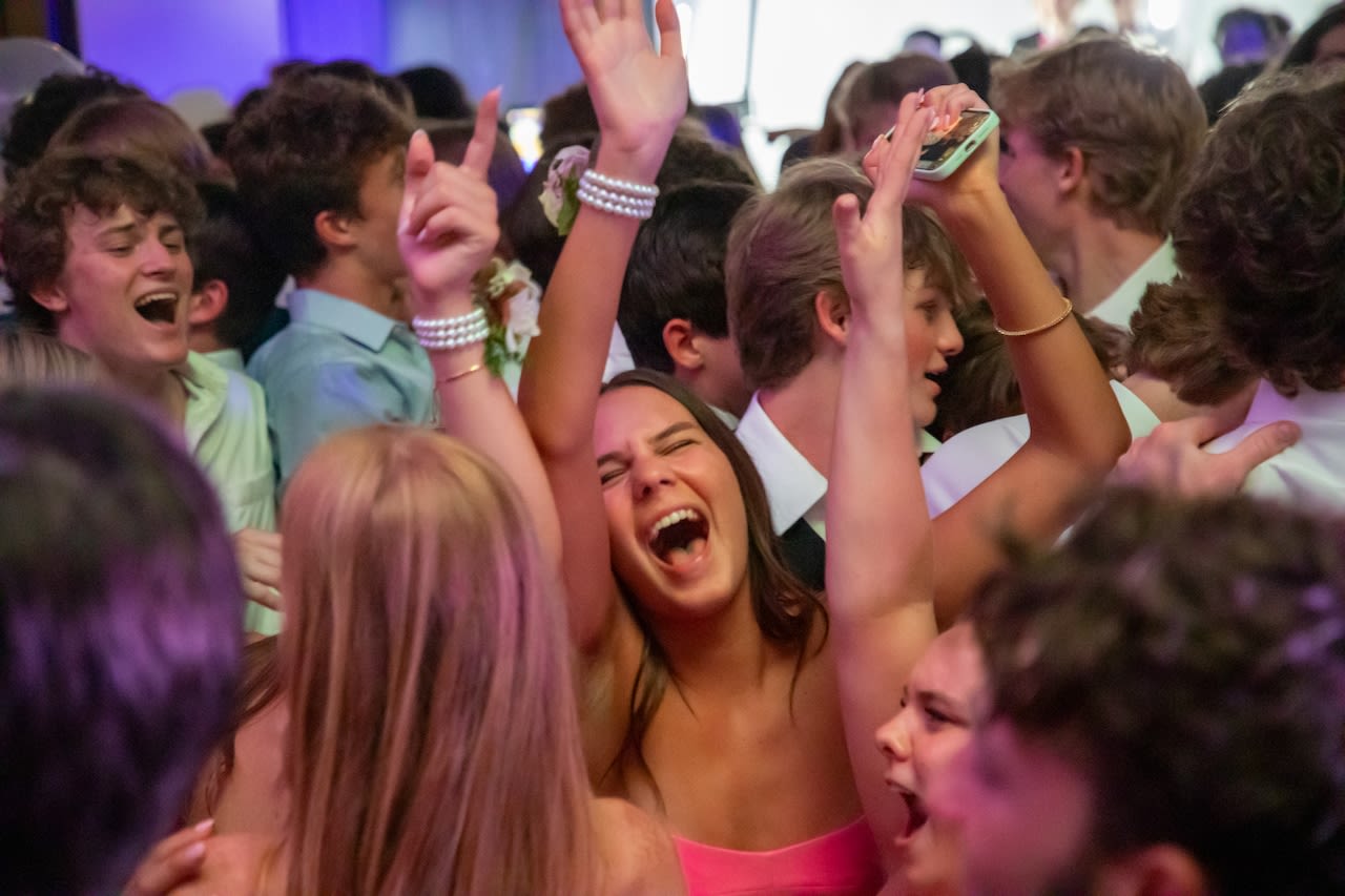 See our 10 favorite photos from East Grand Rapids prom 2024