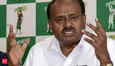 Union Minister HD Kumaraswamy booked for extortion, criminal intimidation