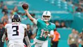 Mike White wins Dolphins backup QB job; Tyreek Hill reacts to avoiding suspension from NFL