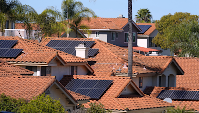 Stock Market Crash Alert: 3 Must-Buy Solar Stocks When Prices Plunge