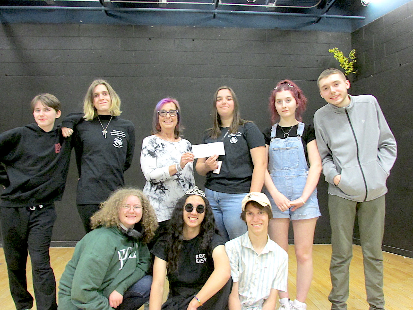 Community theatre supports Douglas High School drama