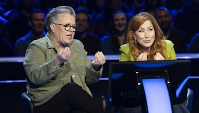 Who Wants To Be A Millionaire: Lisa Ann Walter And Rosie O'Donnell Test Their Pun ...