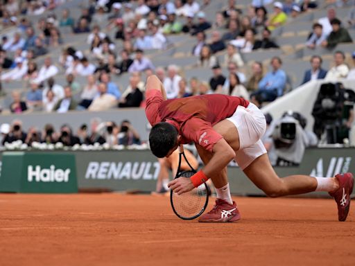 Novak Djokovic se operó en París con la ilusión de volver a tiempo para los Juegos Olímpicos