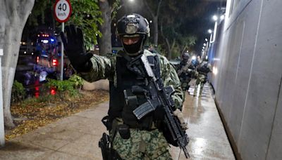 México extradita a EEUU al presunto jefe de seguridad de los hijos de “El Chapo”