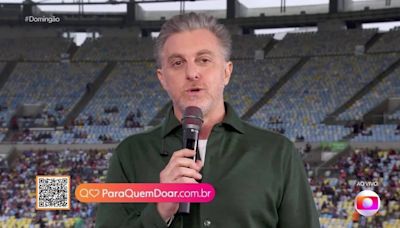 Luciano Huck recebe convidados especiais no Futebol Solidário do Domingão; acompanhe