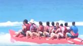 南灣遊客玩水暑氣消 東琉線加開20船