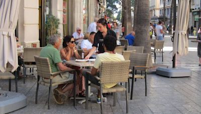 España alcanza por primera vez los 21 millones de trabajadores: un récord de ocupación que esconde otros dos