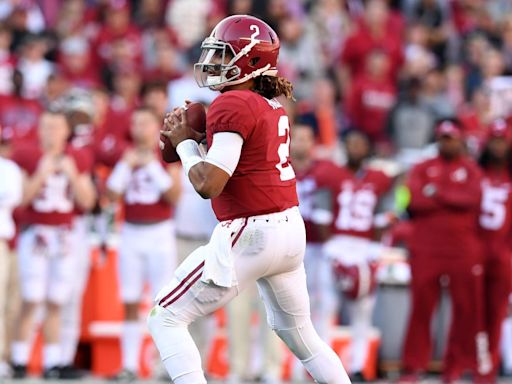 Jalen Hurts Illustrates Favorite College Football Memory