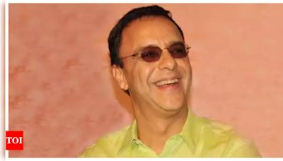 Vidhu Vinod Chopra recalls how a distributor REJECTED Munna Bhai MBBS three days before the release of the film | Hindi Movie News - Times of India