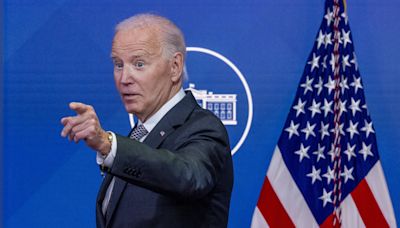 Biden insta a Trump a abandonar las mentiras sobre los huracanes: "Ayuda a la gente"