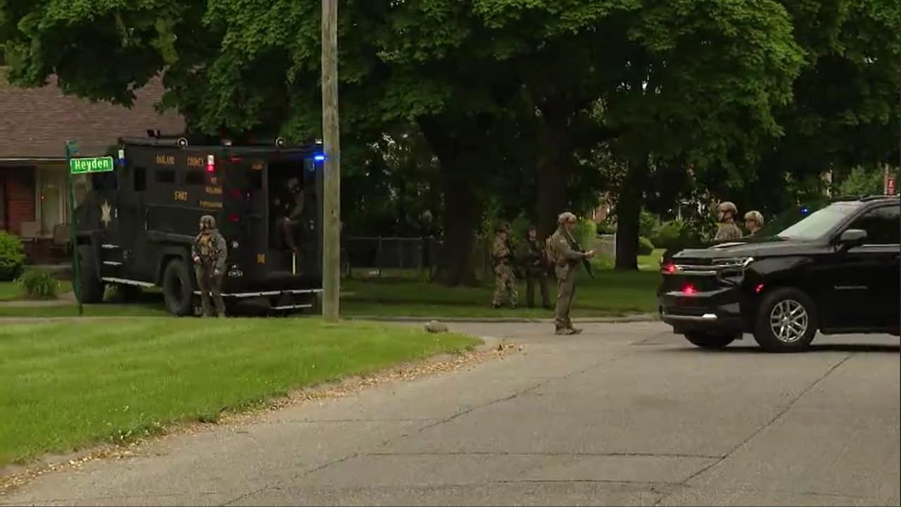 Detroit home raided by Oakland County sheriff's officers, SWAT unit