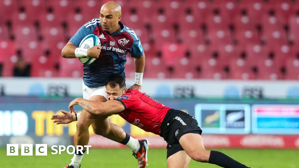 United Rugby Championship: Lions 13 -33 Munster - Munster win again in South Africa