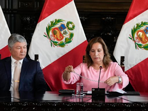 Congreso de Perú vuelve a blindar a la presidenta Boluarte y rechaza tres pedidos de destitución
