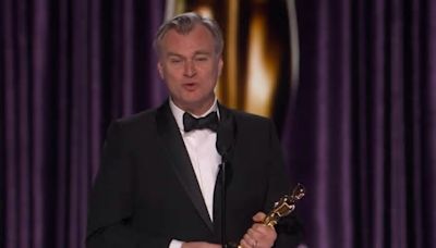 Christopher Nolan verrà nominato Cavaliere da Re Carlo dopo il successo di Oppenheimer