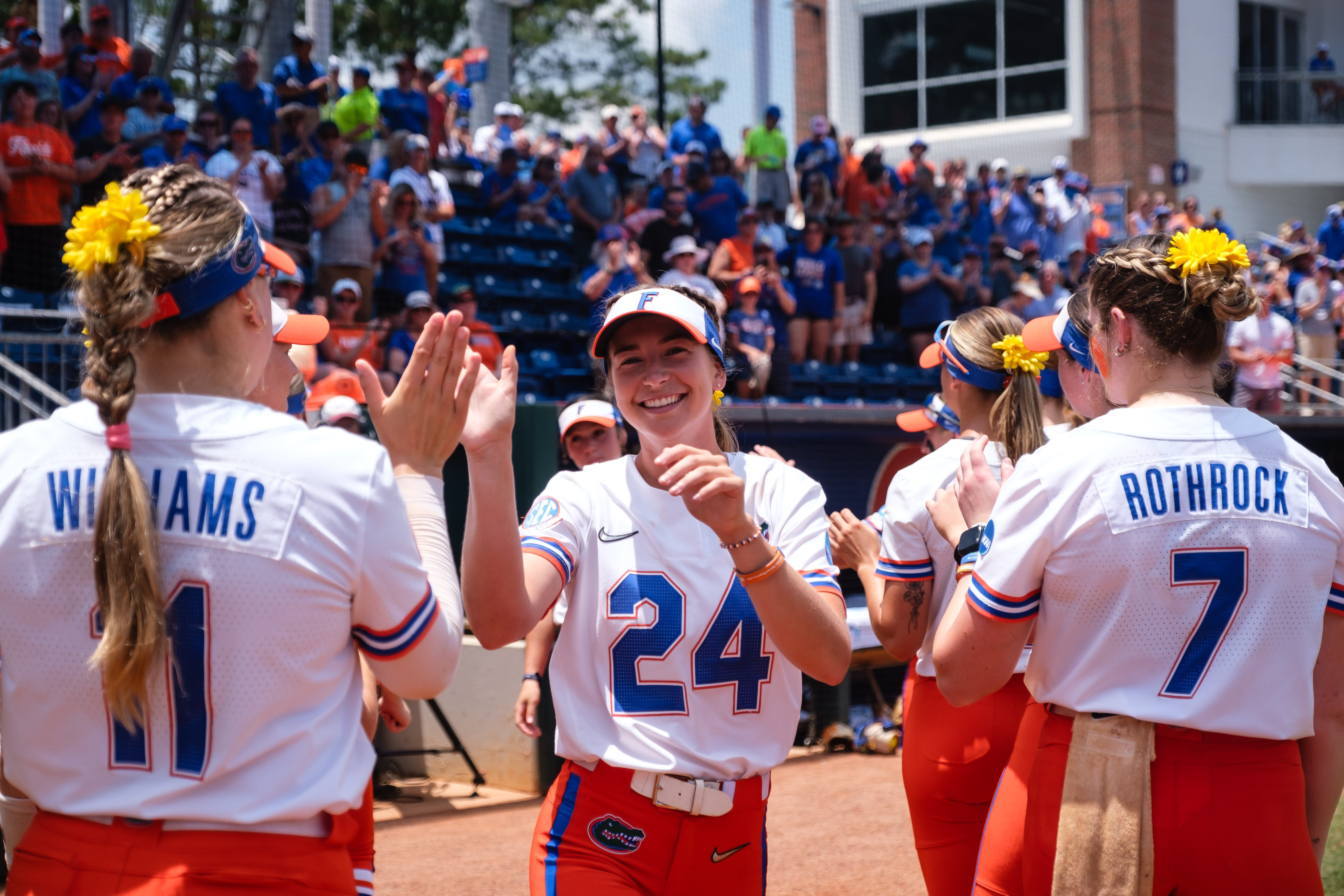 Florida defeats Baylor to win Super Regional, advance to 12th Women's College World Series