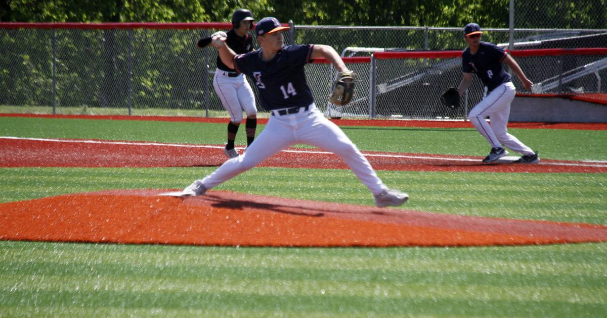 Illini West falls to Peoria Notre Dame in sectional title game