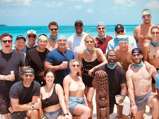 Fox NFL Sunday crew in vacation team bonding session – but major star is missing