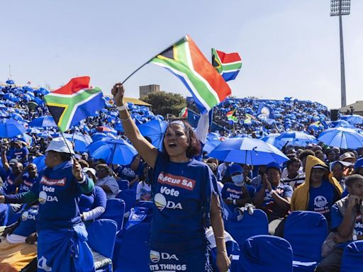 Sudáfrica vota en unas elecciones marcadas por la posible caída del partido de Mandela